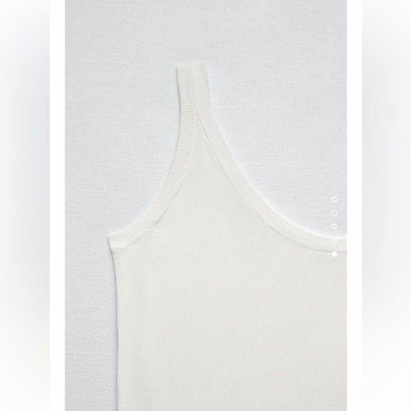 Zara White Sleeveless Asymmetrical Neckline Top - Picture 3 of 9